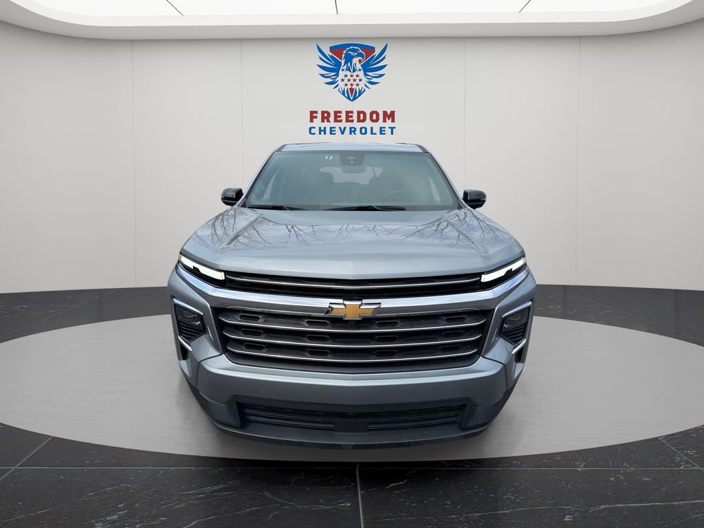 Used 2024 Chevrolet Traverse LT AWD/4WD image 9
