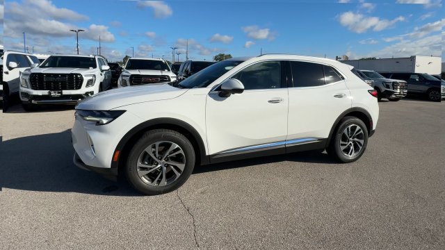 Used 2022 Buick Envision Essence w/ Technology Package I FWD image 6