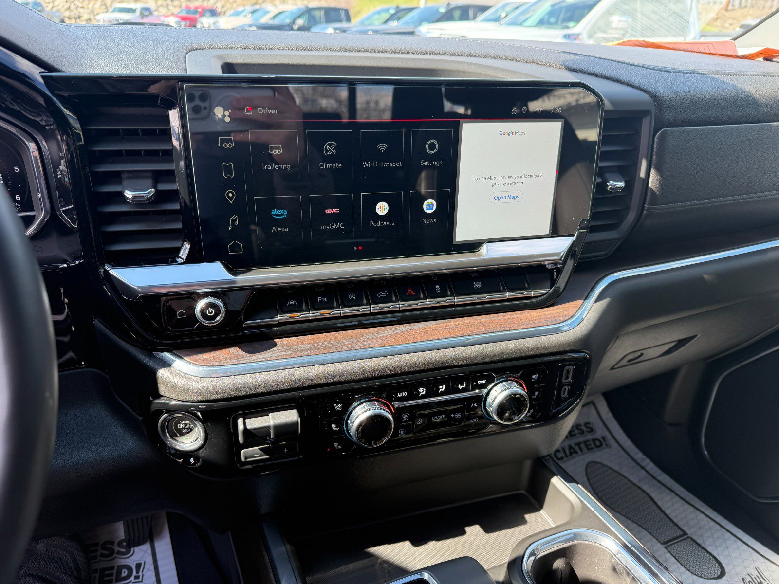 Used 2024 GMC Sierra 1500 SLT w/ SLT Premium Plus Package image 34