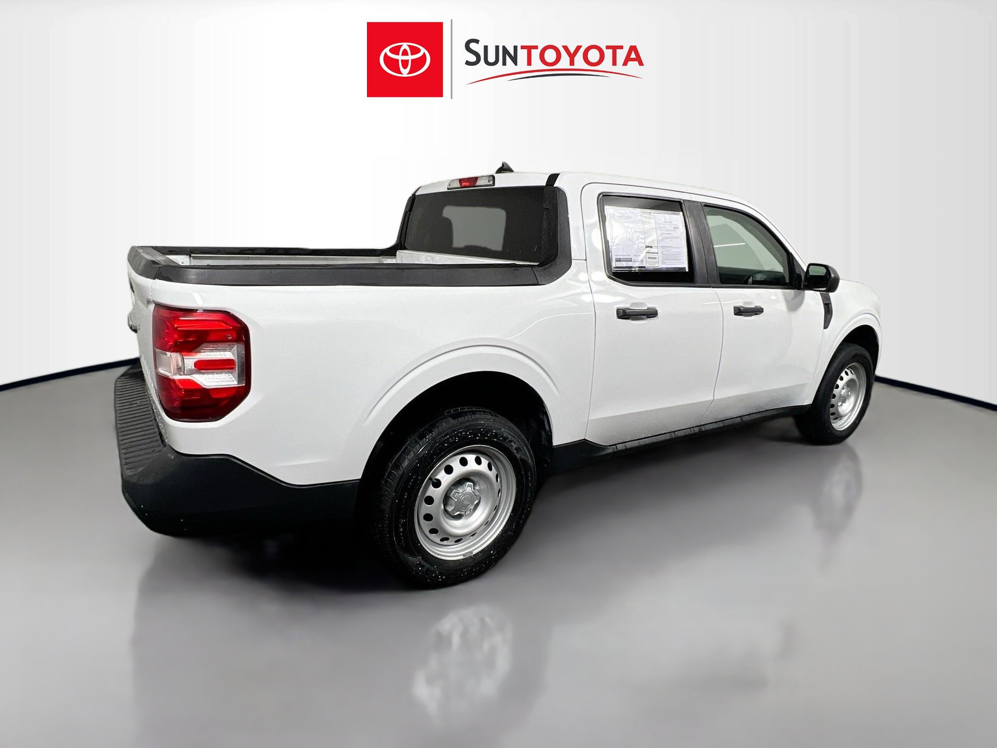 Used 2022 Ford Maverick XL image 4