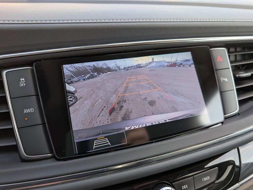 Used 2021 Buick Enclave Essence w/ Sound and Sites Package image 27