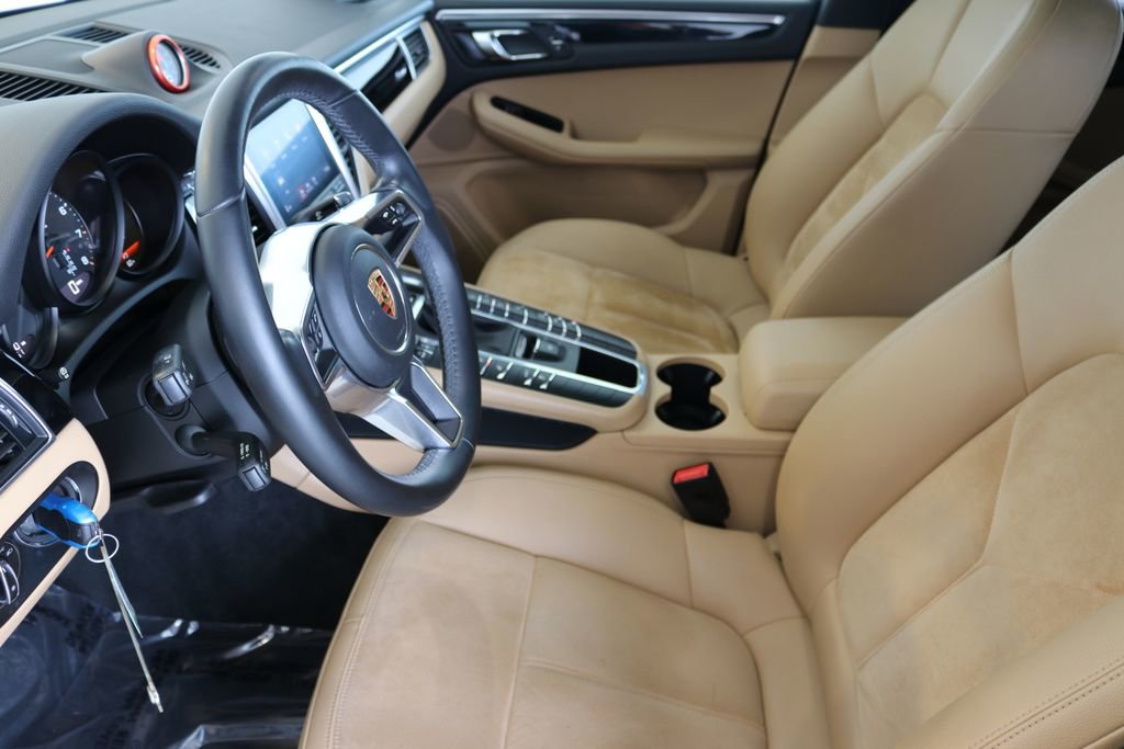 Used 2018 Porsche Macan Sport Edition image 18