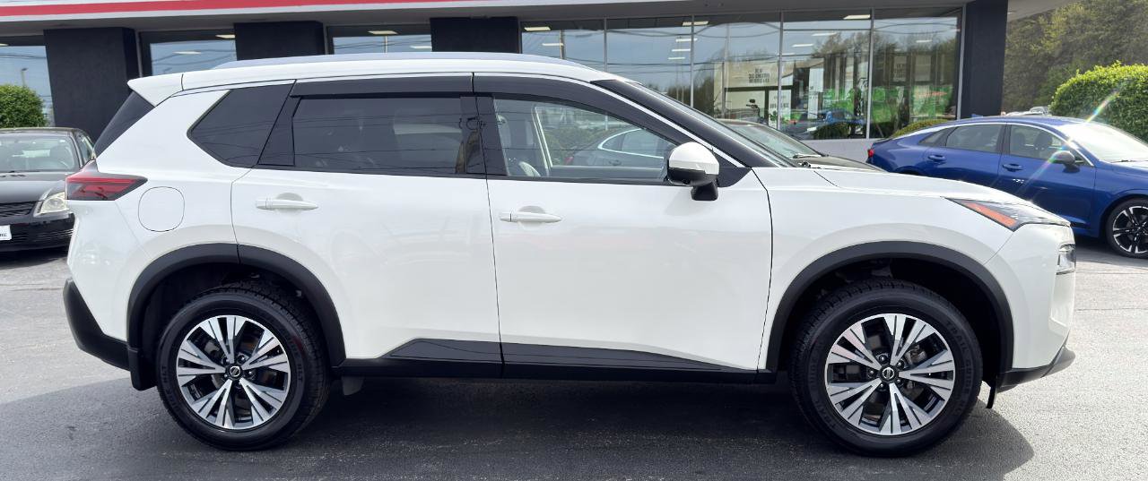 Used 2021 Nissan Rogue SV w/ Premium Package AWD/4WD image 10