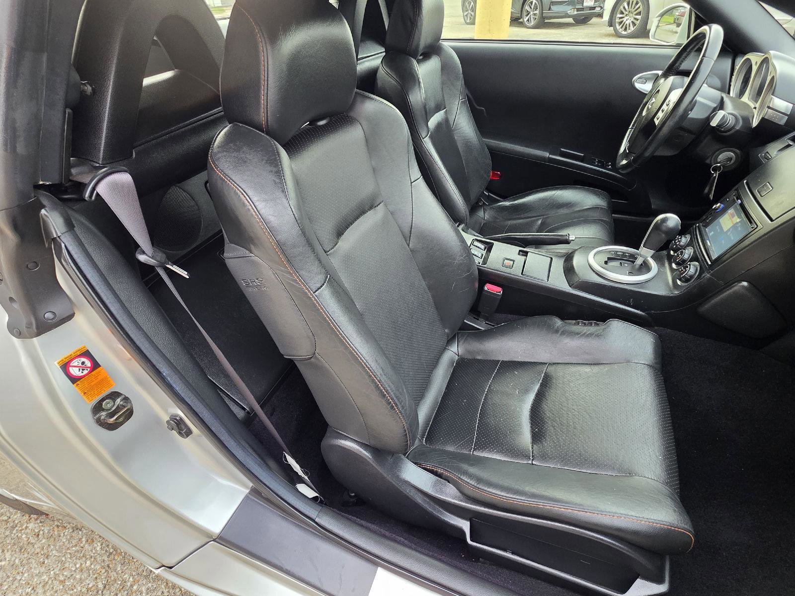 Used 2005 Nissan 350Z Touring RWD image 31