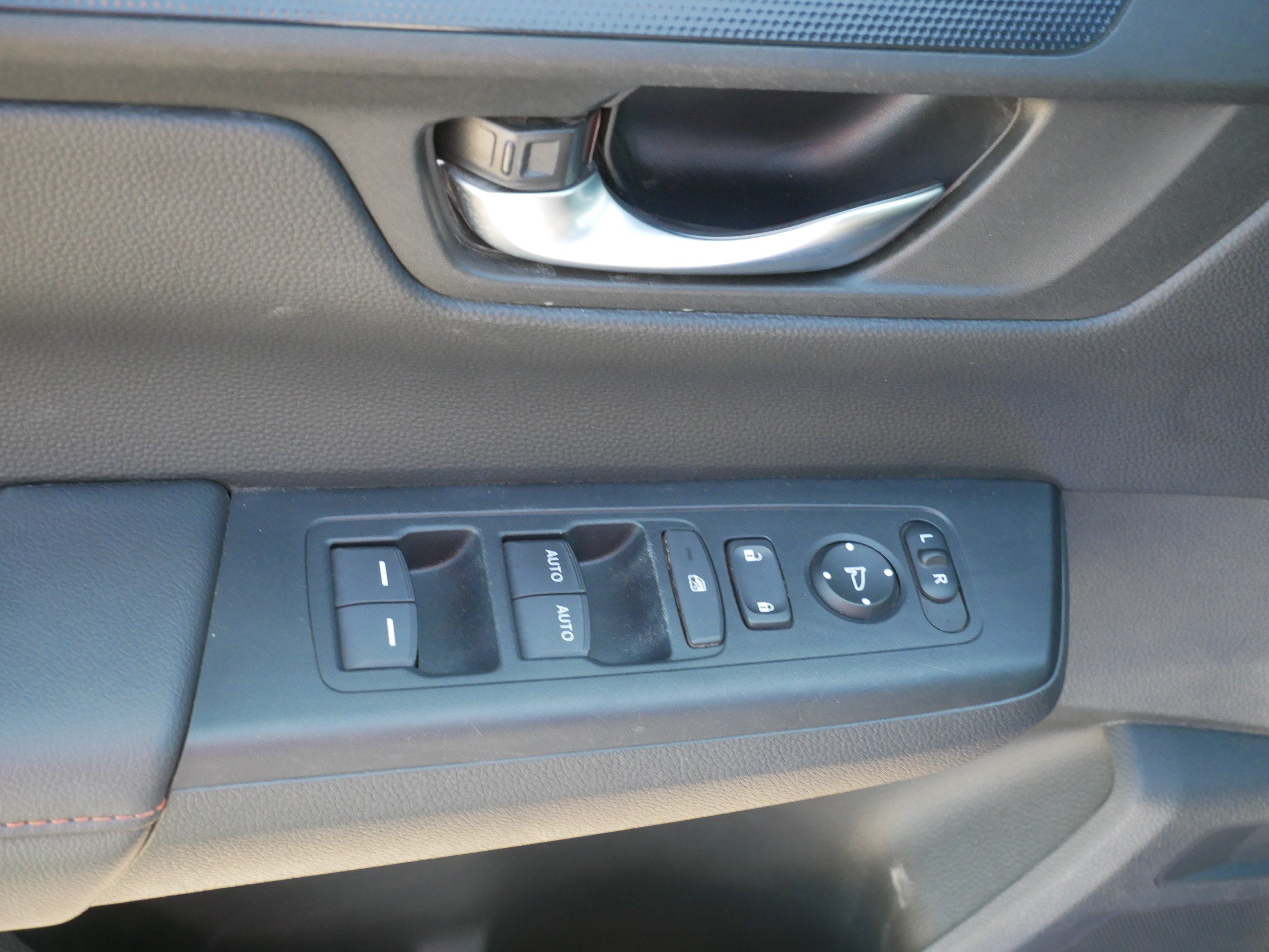 Certified 2024 Honda CR-V Sport image 19