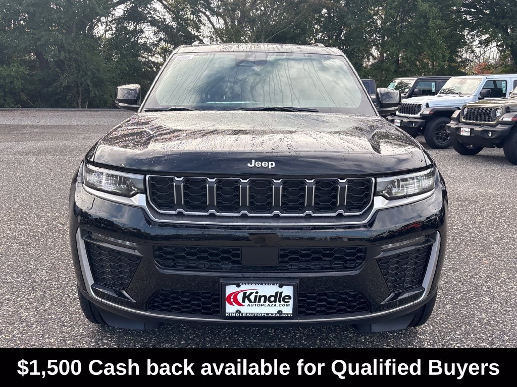 New 2027 Jeep Grand Cherokee Limited AWD/4WD image 2