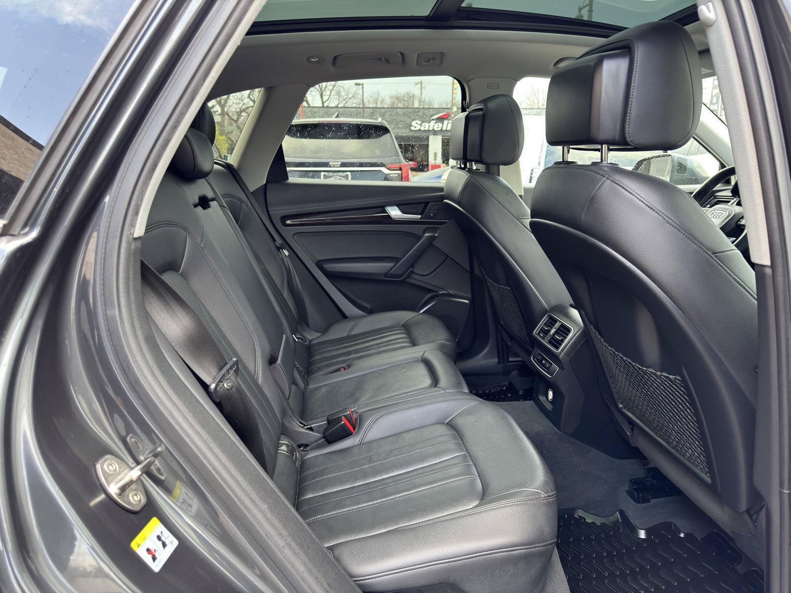 Used 2019 Audi Q5 2.0T Premium w/ Convenience Package AWD/4WD image 36