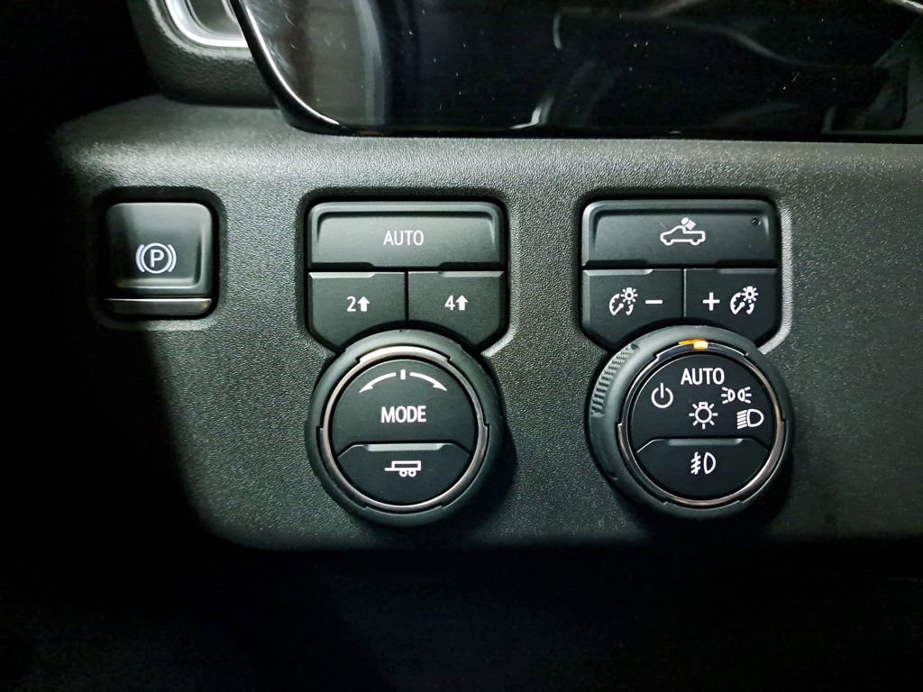 Used 2022 Chevrolet Silverado 1500 RST image 23