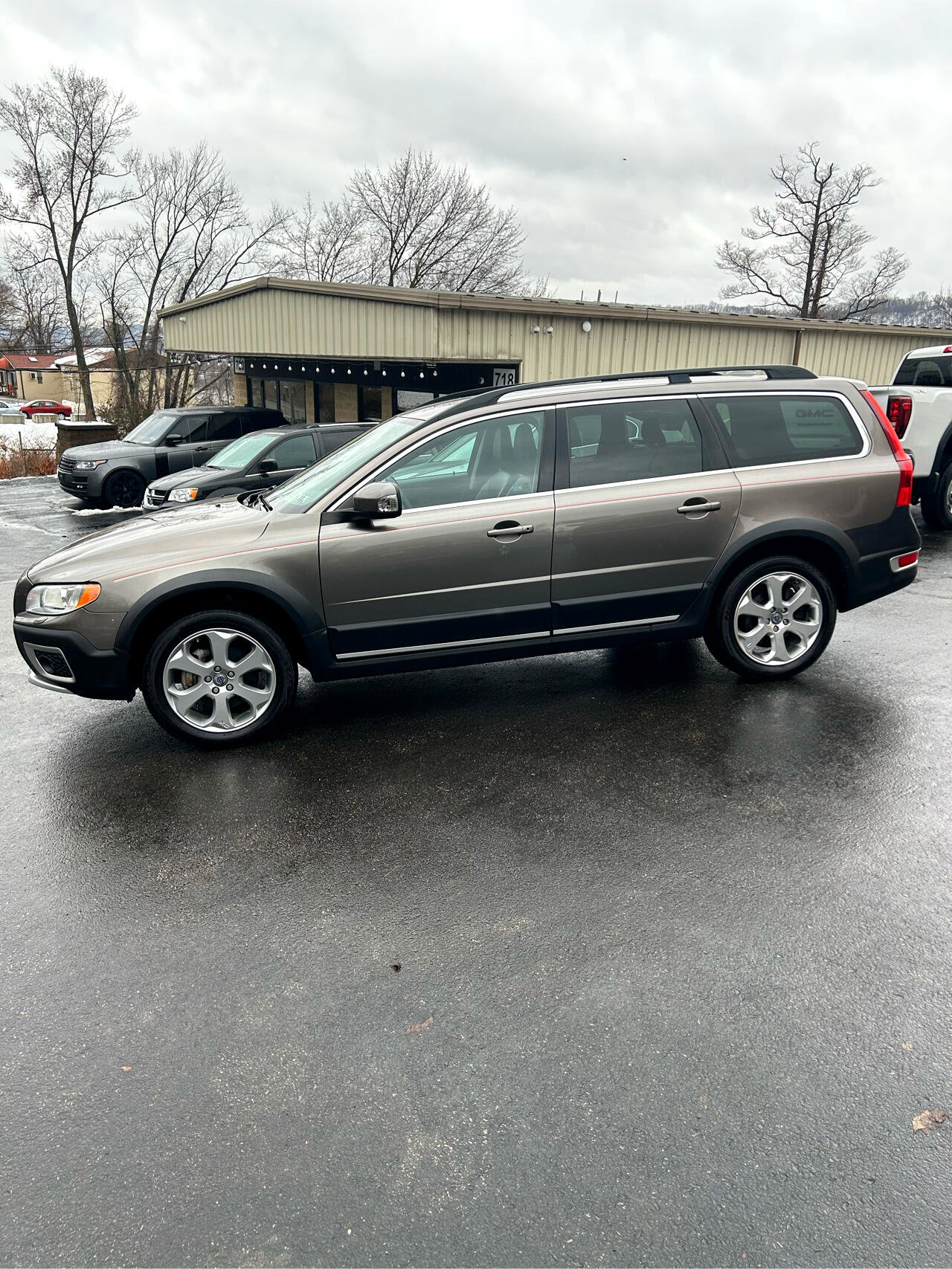 Used 2010 Volvo XC70 T6 image 4