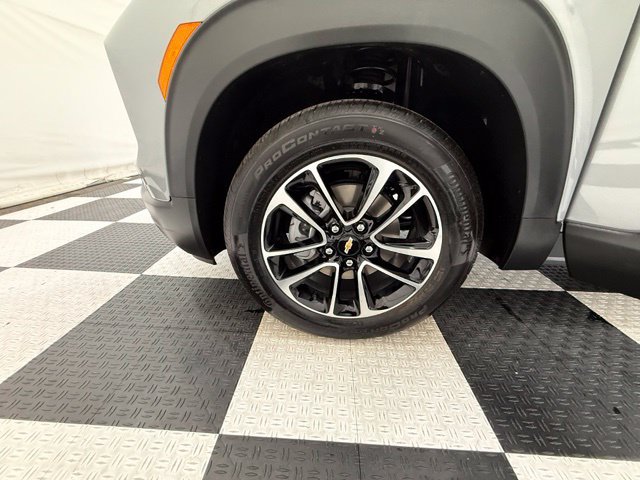 New 2026 Chevrolet TrailBlazer LT w/ LT Cold Weather Package AWD/4WD image 9
