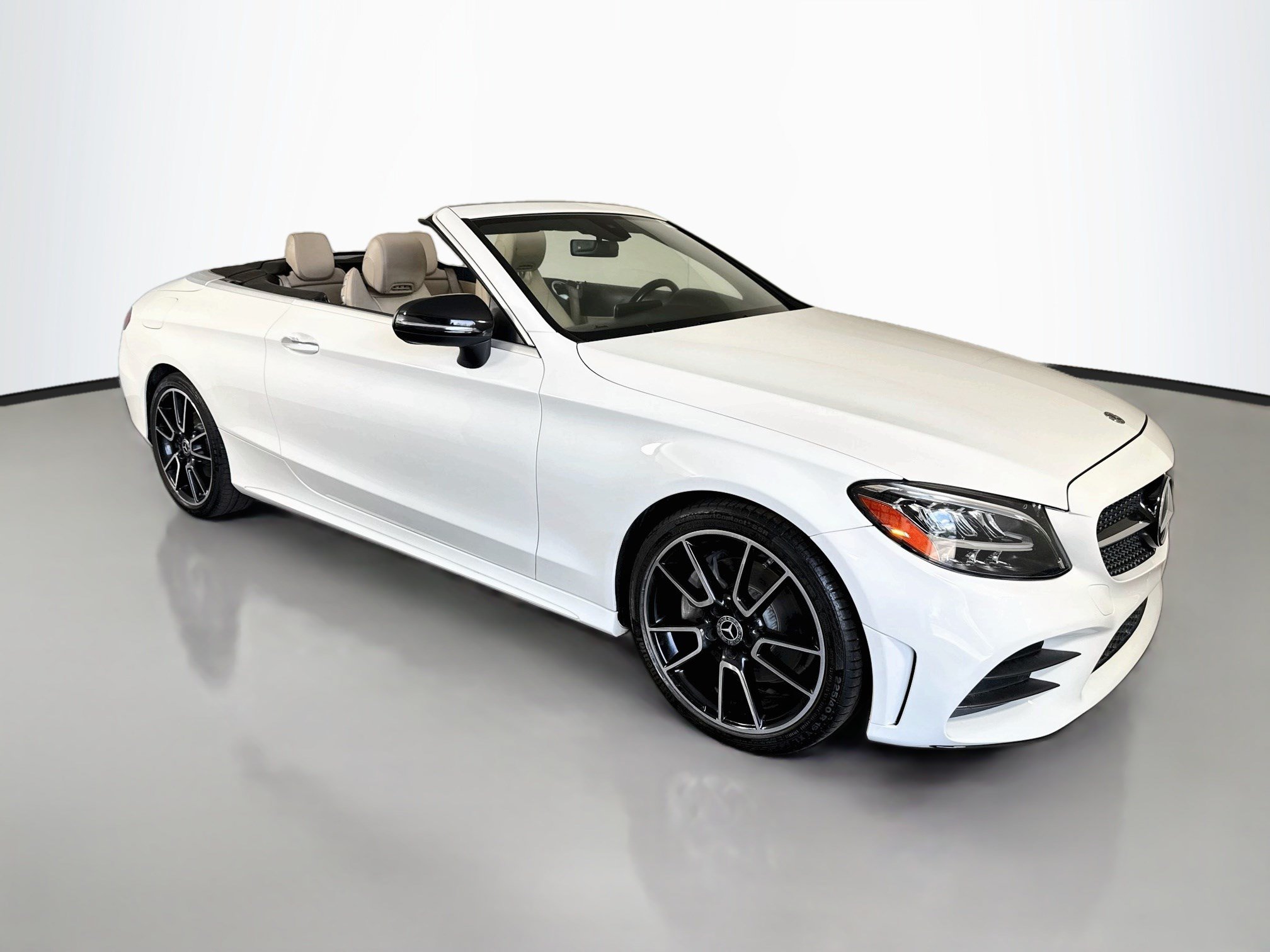 Used 2021 Mercedes-Benz C 300 Cabriolet w/ AMG Line image 40