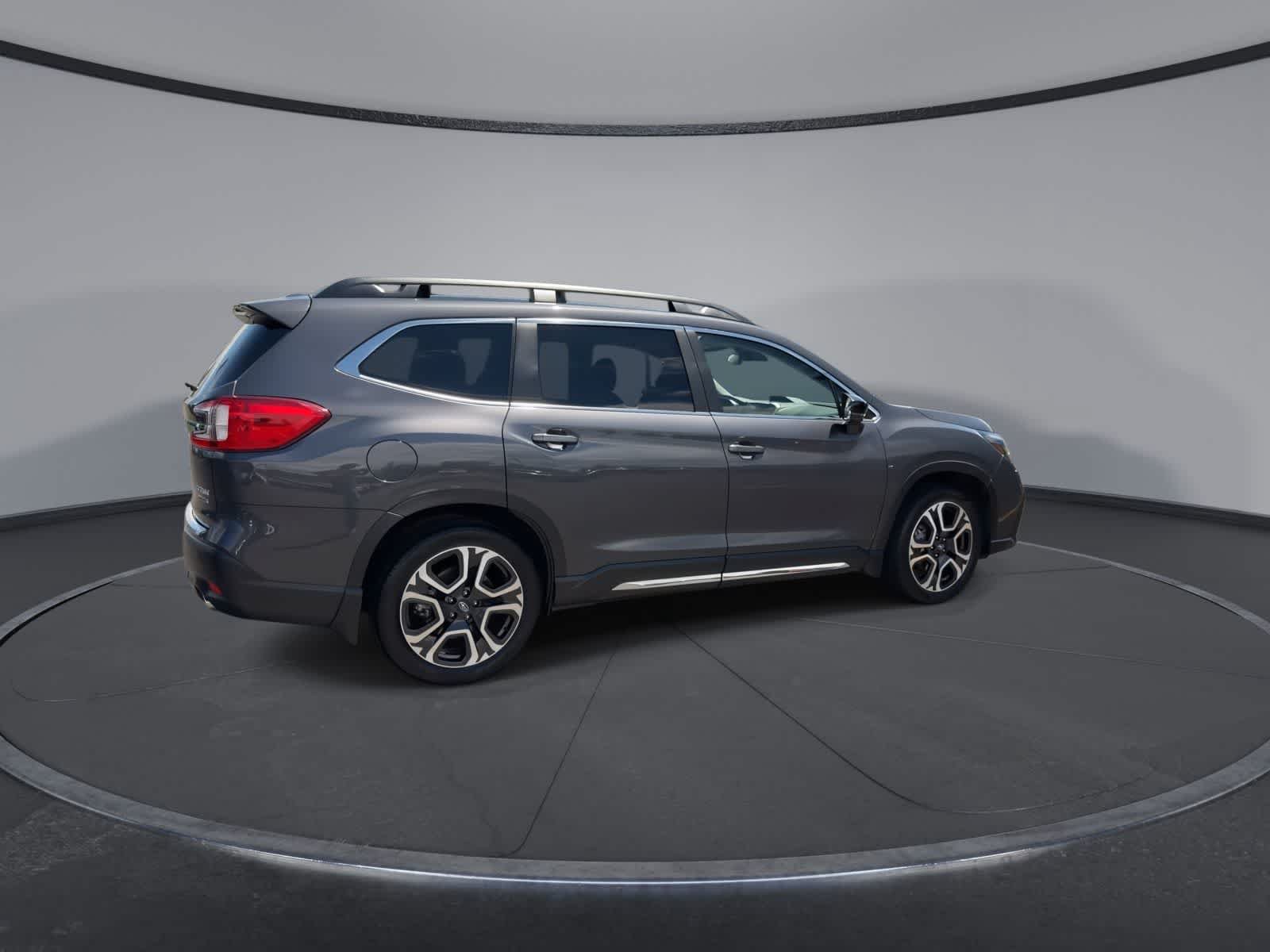 Certified 2024 Subaru Ascent Limited w/ Technology Package AWD/4WD image 8
