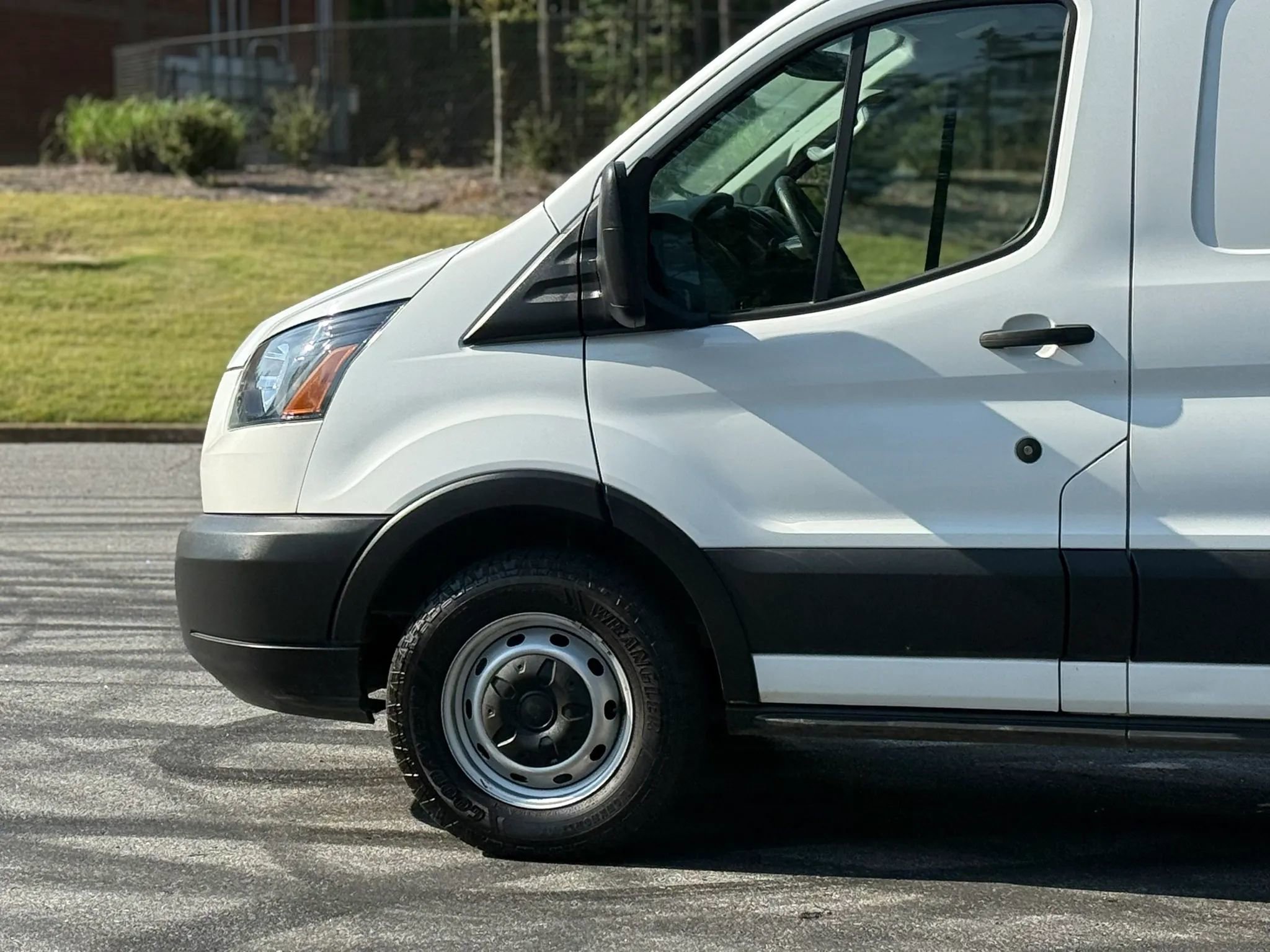 Used 2019 Ford Transit 150 130 Low Roof image 5