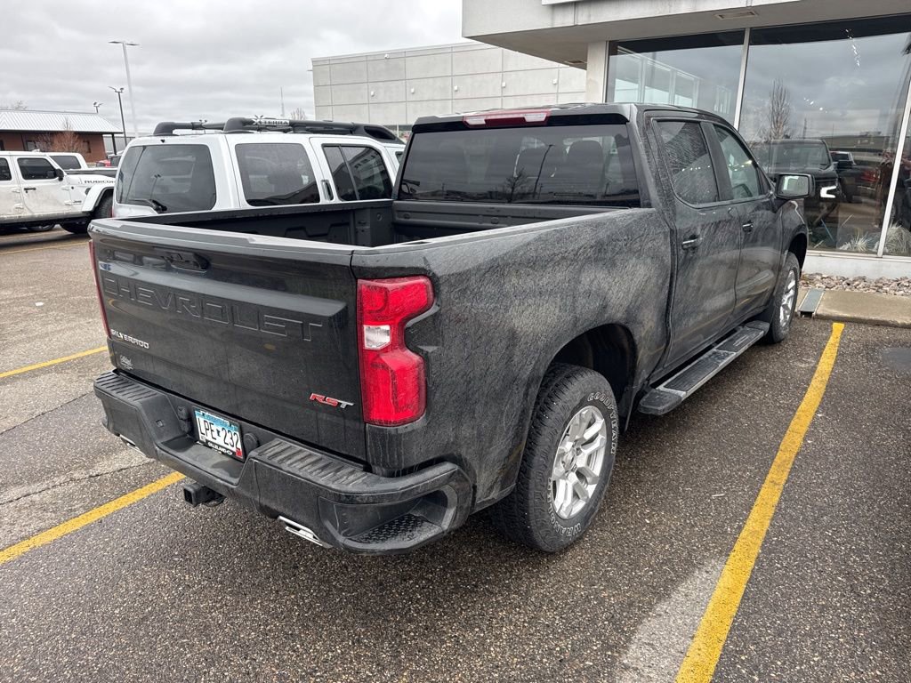 Used 2024 Chevrolet Silverado 1500 RST AWD/4WD image 5