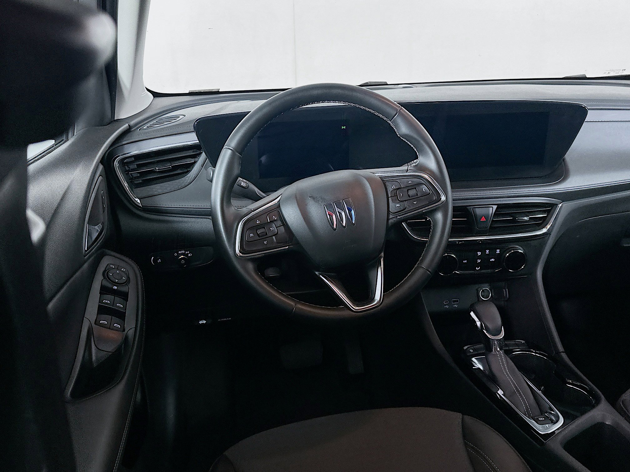 Used 2025 Buick Encore GX Preferred image 18