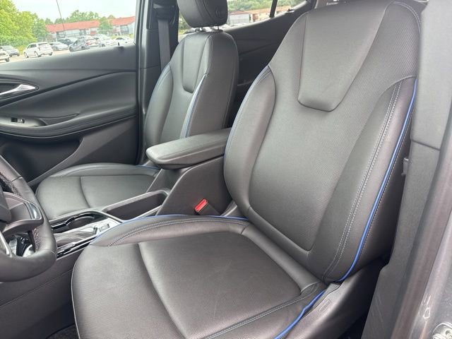 Used 2025 Buick Encore GX Sport Touring w/ Experience Buick Package FWD image 24