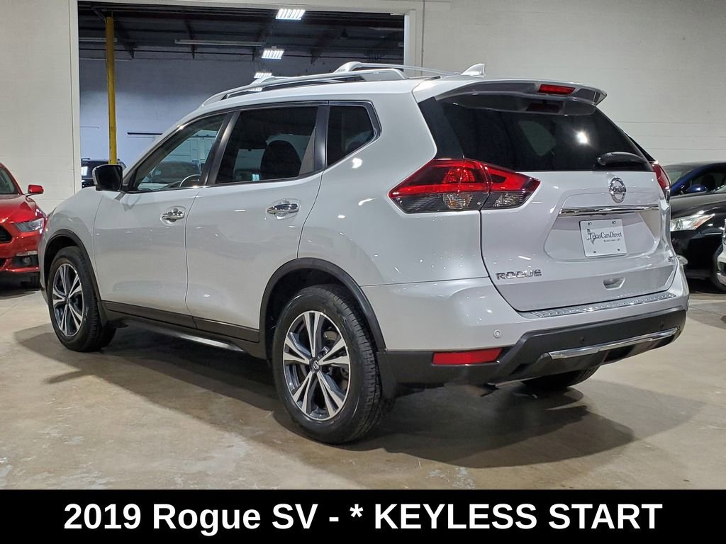 Used 2019 Nissan Rogue SV w/ Premium Package image 12