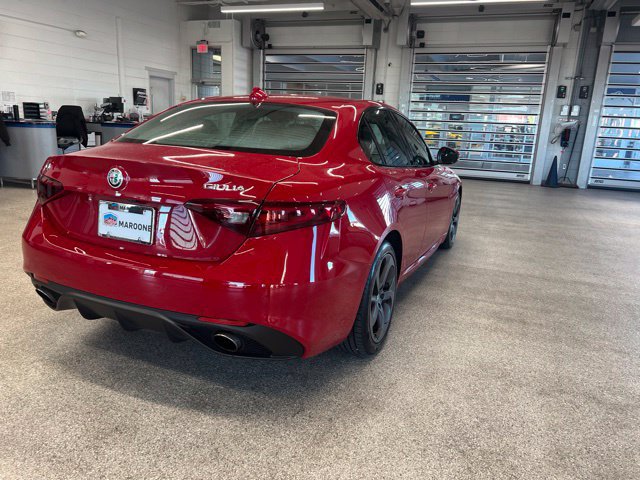 Used 2017 Alfa Romeo Giulia AWD w/ Sport Appearance Package image 5