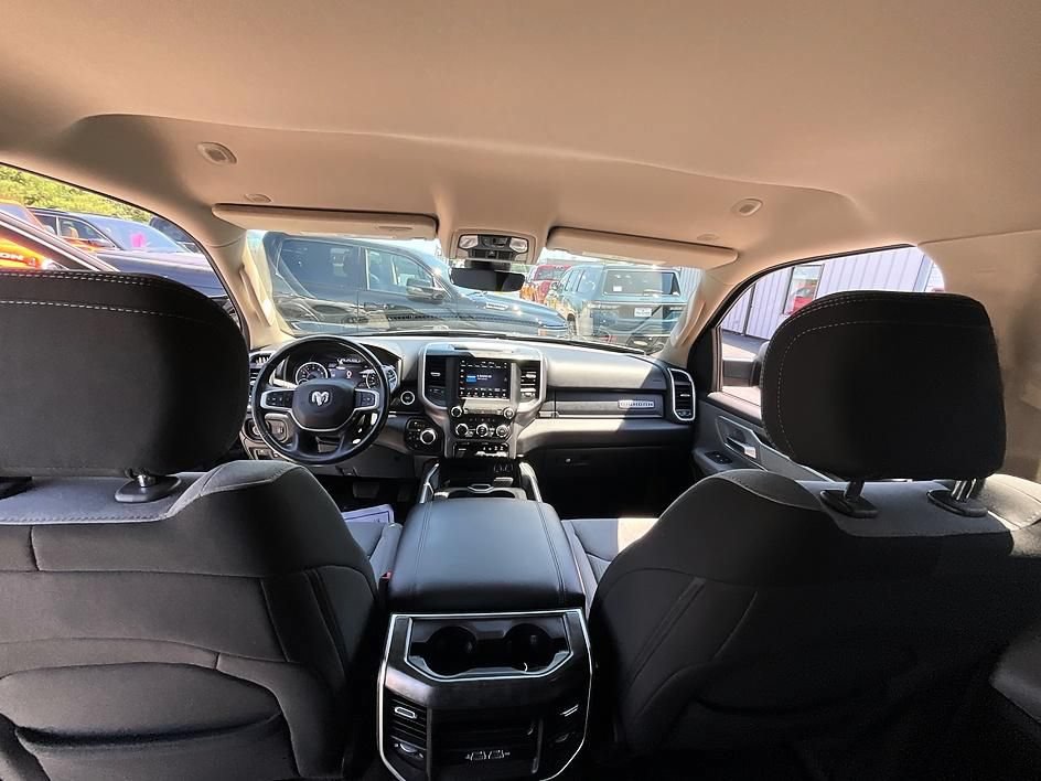 Used 2020 RAM 1500 Big Horn AWD/4WD image 35