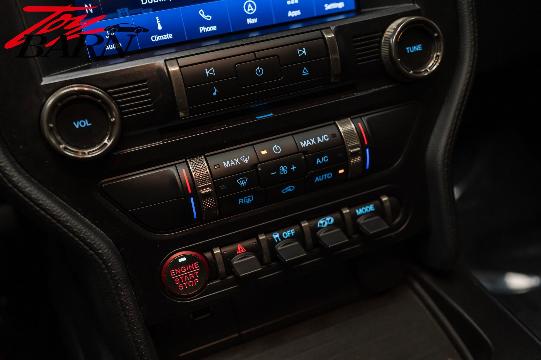 Used 2020 Ford Mustang Shelby GT500 w/ Technology Package image 38