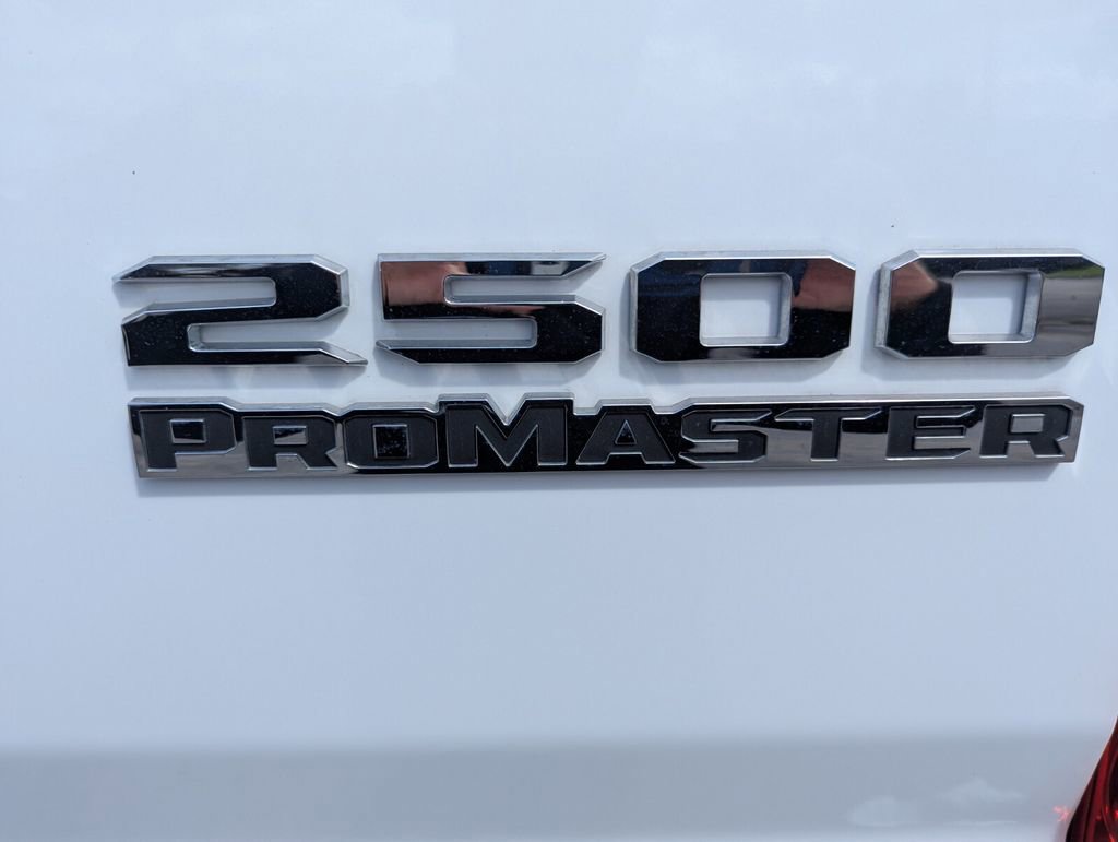 Used 2025 RAM ProMaster 2500 w/ Convenience Group image 23