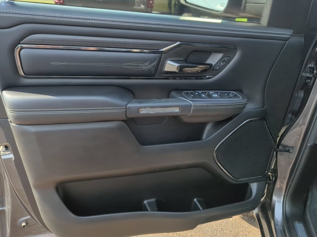 Used 2022 RAM 1500 Limited w/ Body Color Bumper Group AWD/4WD image 43