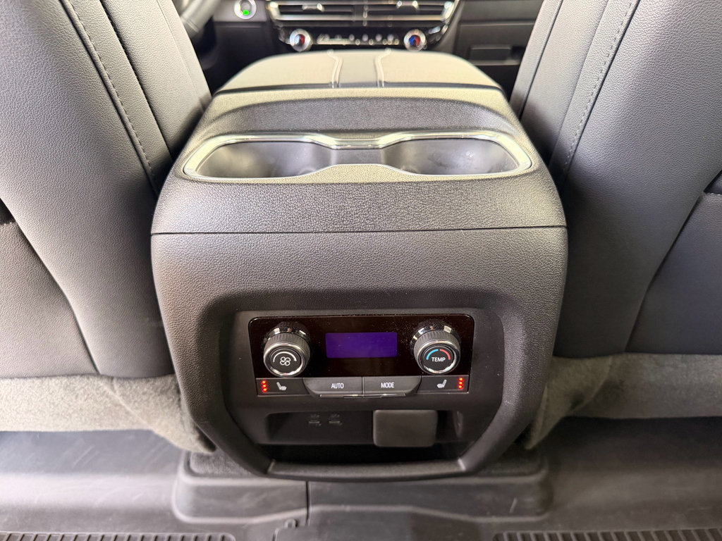 Used 2026 Chevrolet Traverse RS image 23