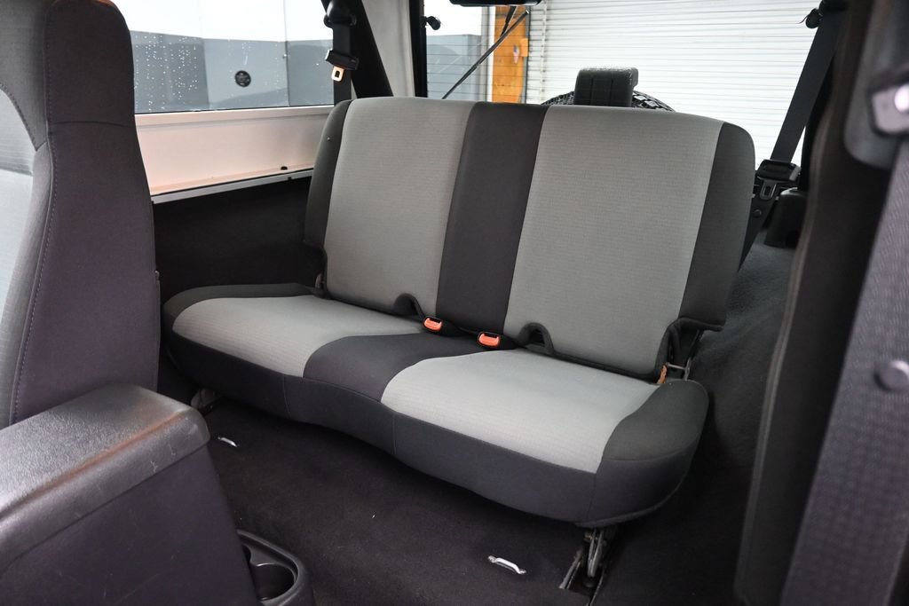 Used 2006 Jeep Wrangler Unlimited AWD/4WD image 21
