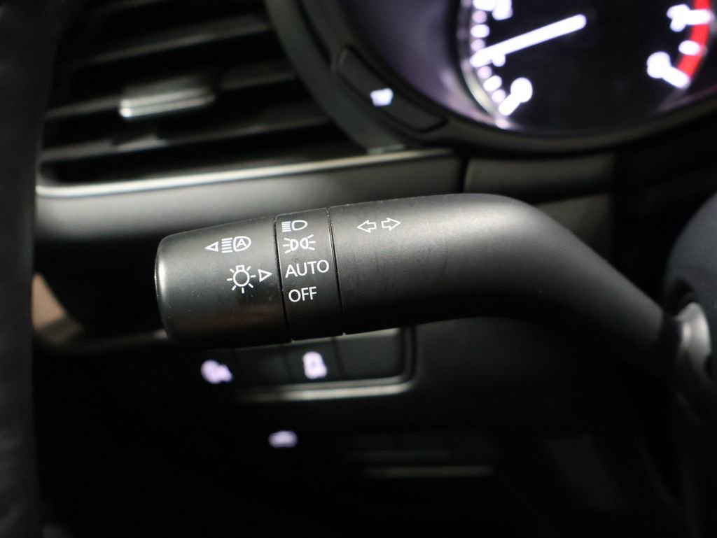 Used 2024 MAZDA MAZDA3 s image 34