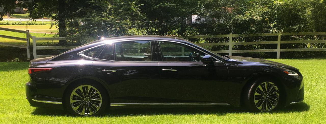 Used 2023 Lexus LS 500 w/ Interior Upgrade Package RWD image 7