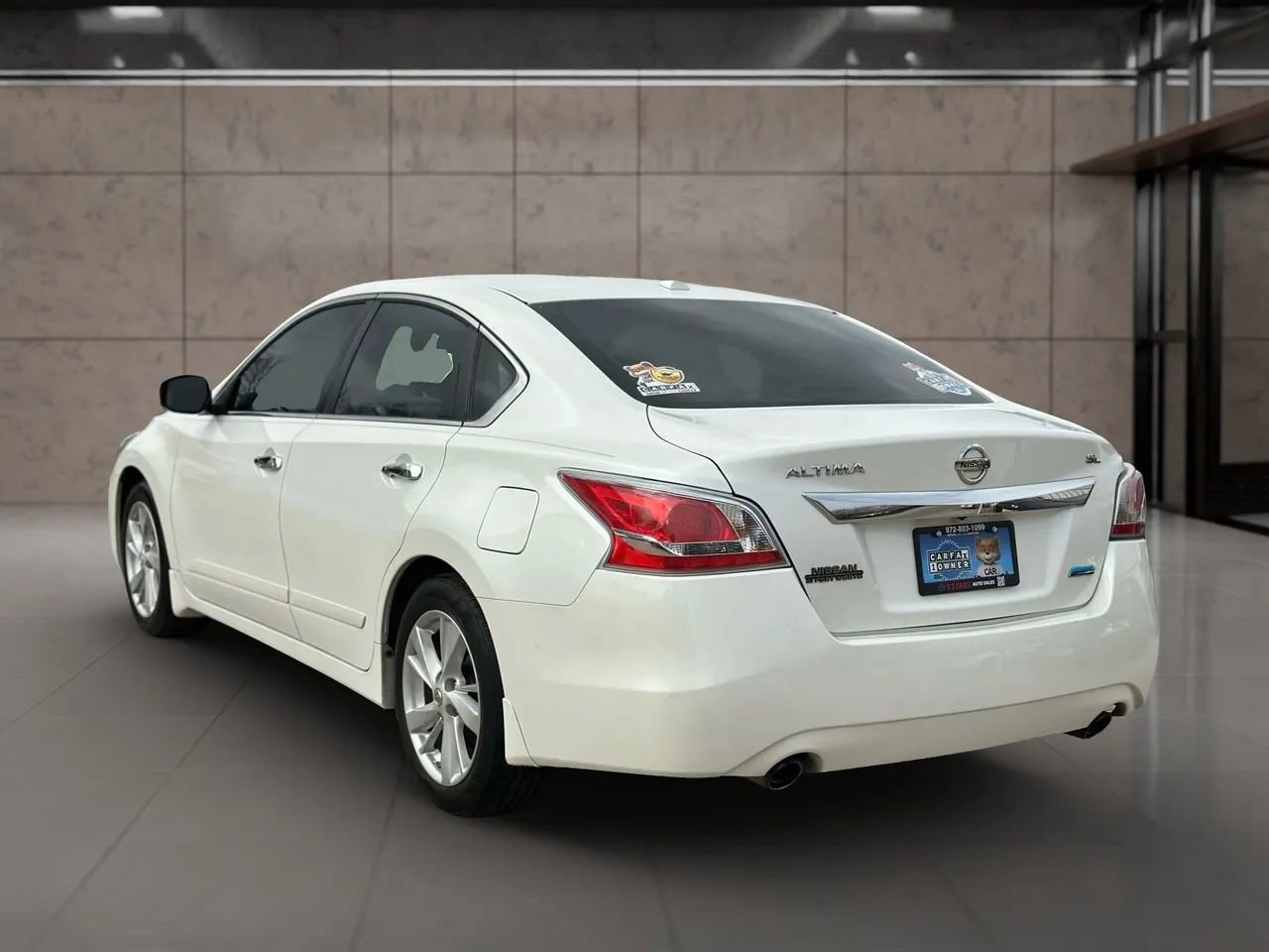 Used 2014 Nissan Altima 2.5 SL w/ Technology Package FWD image 9