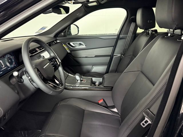 New 2026 Land Rover Range Rover Velar Dynamic SE image 17