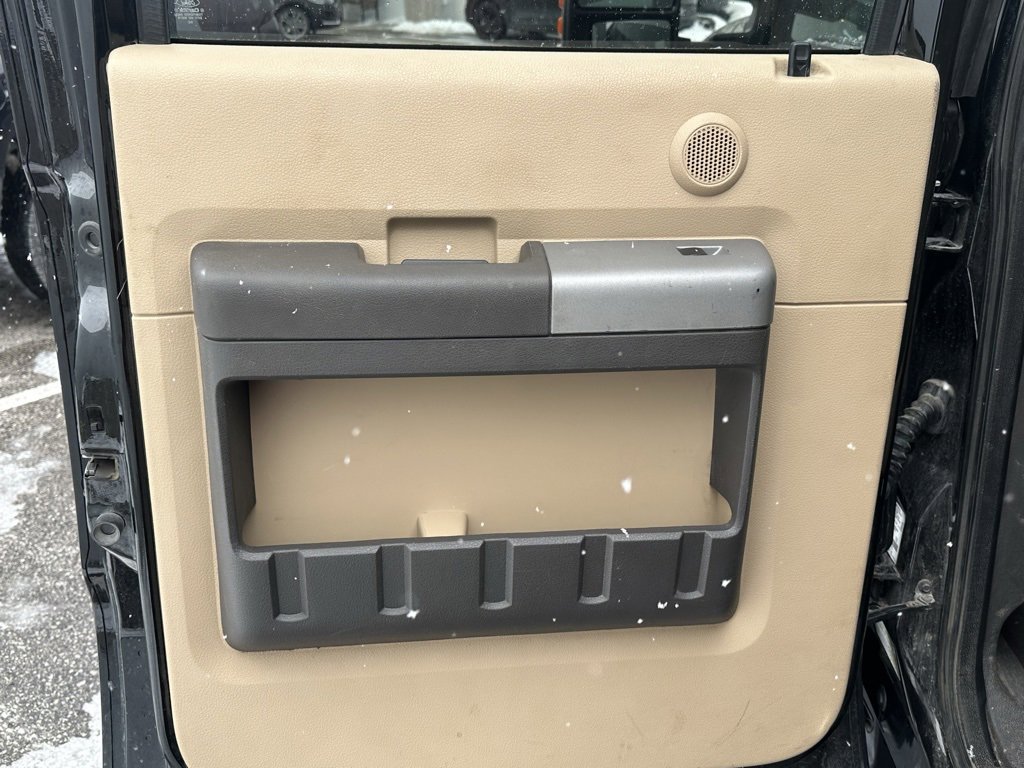 Used 2016 Ford F250 Lariat w/ Chrome Package image 13