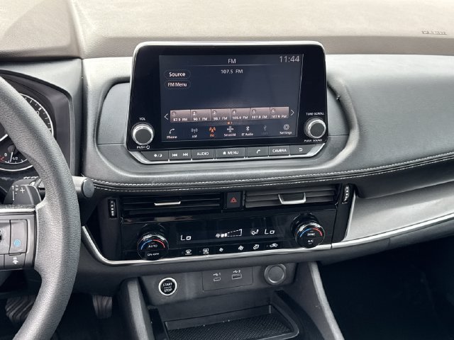 Used 2021 Nissan Rogue SV AWD/4WD image 19