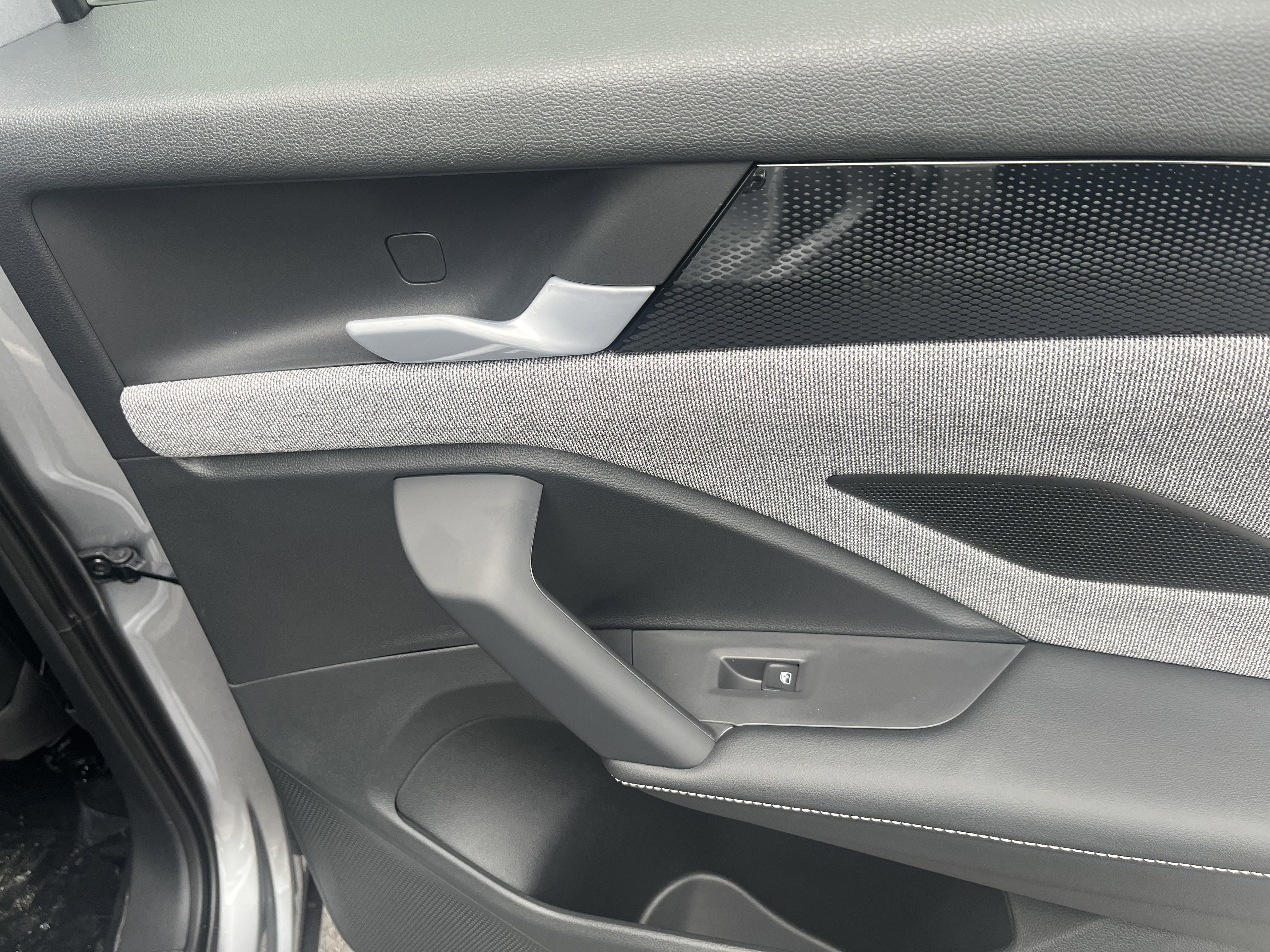 New 2025 Volkswagen Tiguan S image 11