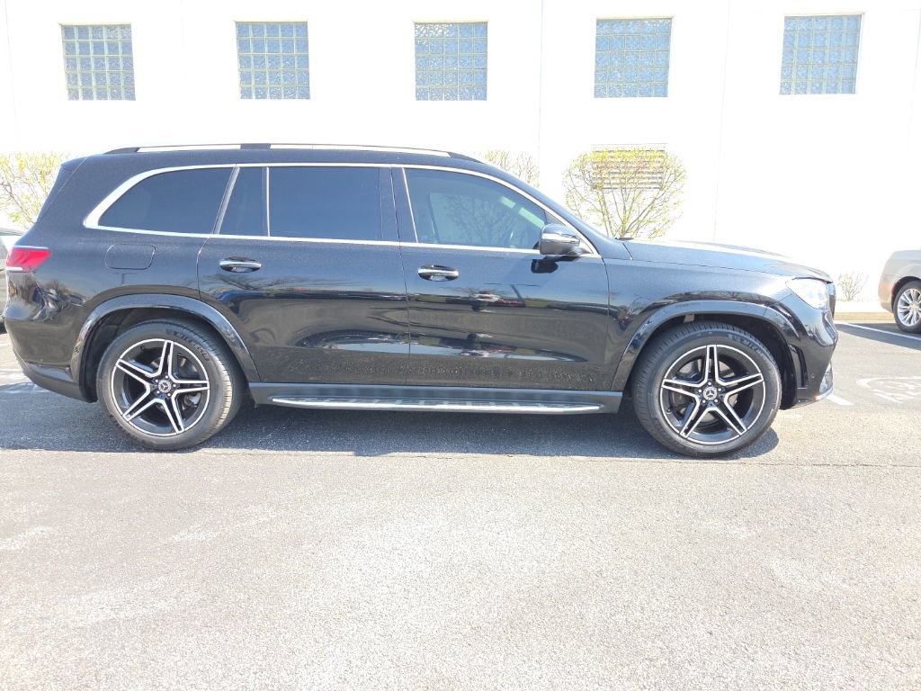 Used 2021 Mercedes-Benz GLS 580 4MATIC image 9