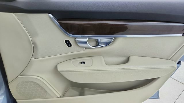 Used 2019 Volvo S90 T5 Momentum w/ Protection Package Premier image 24