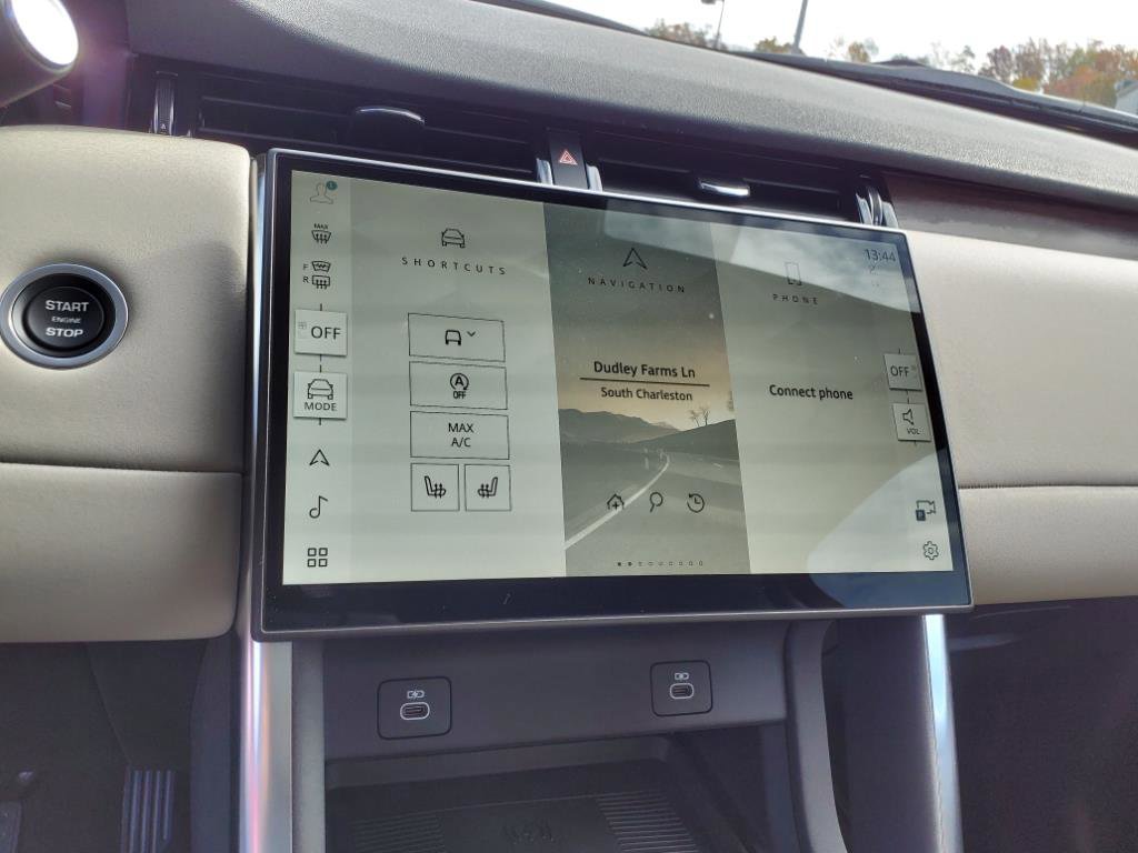 Used 2025 Land Rover Discovery Sport S image 20