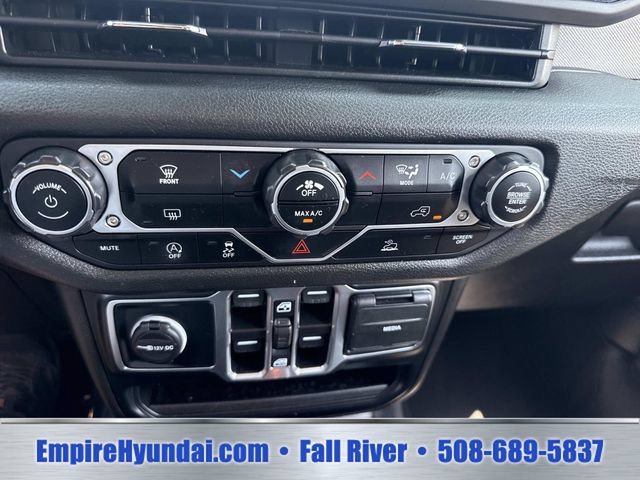 Used 2024 Jeep Wrangler Unlimited Sport AWD/4WD image 21