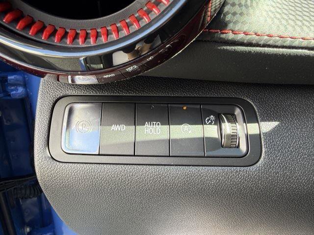 New 2026 Chevrolet Equinox RS w/ LPO, Floor Liner Package image 11