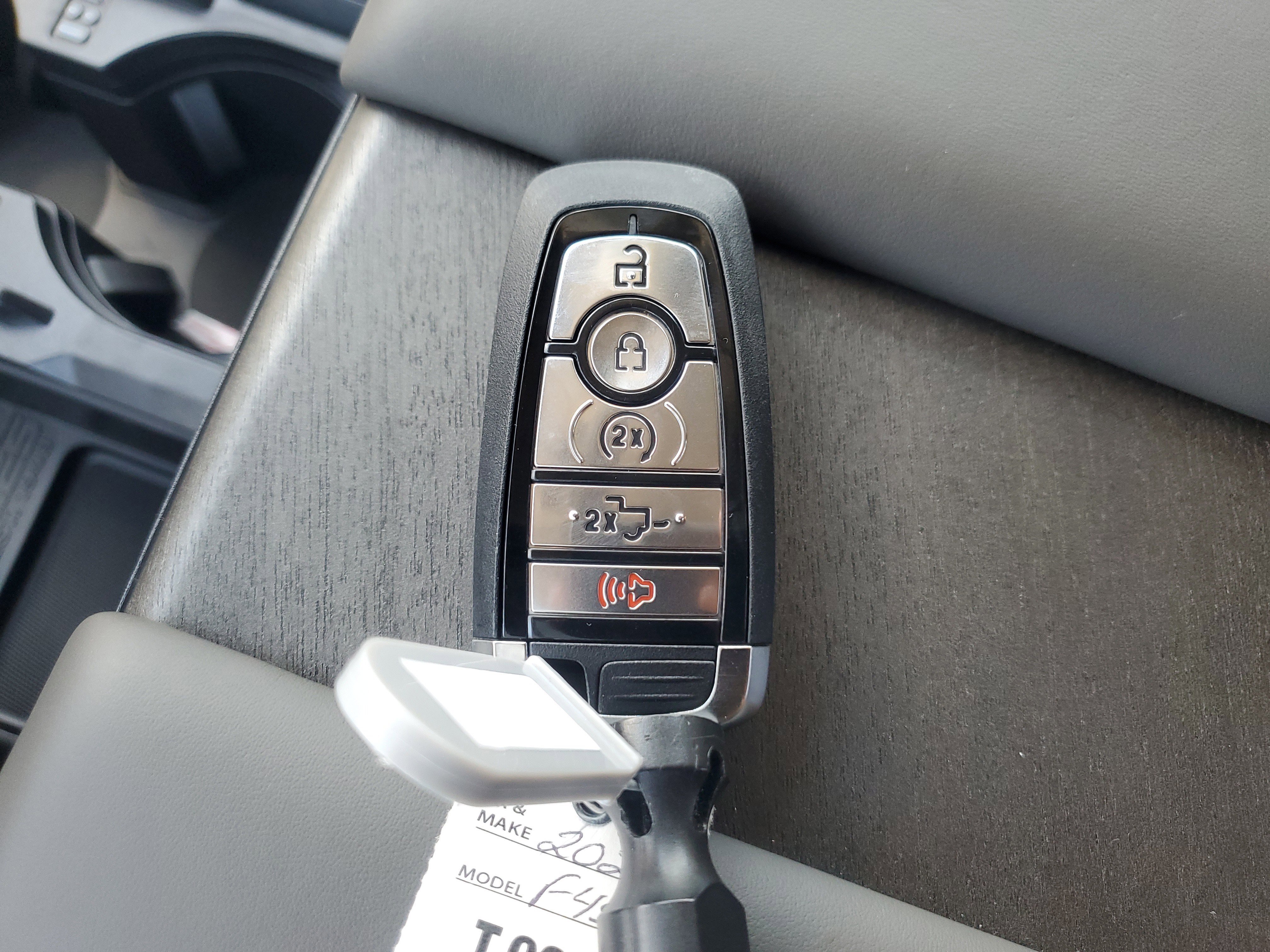 New 2026 Ford F450 Platinum w/ Platinum Plus Package image 23