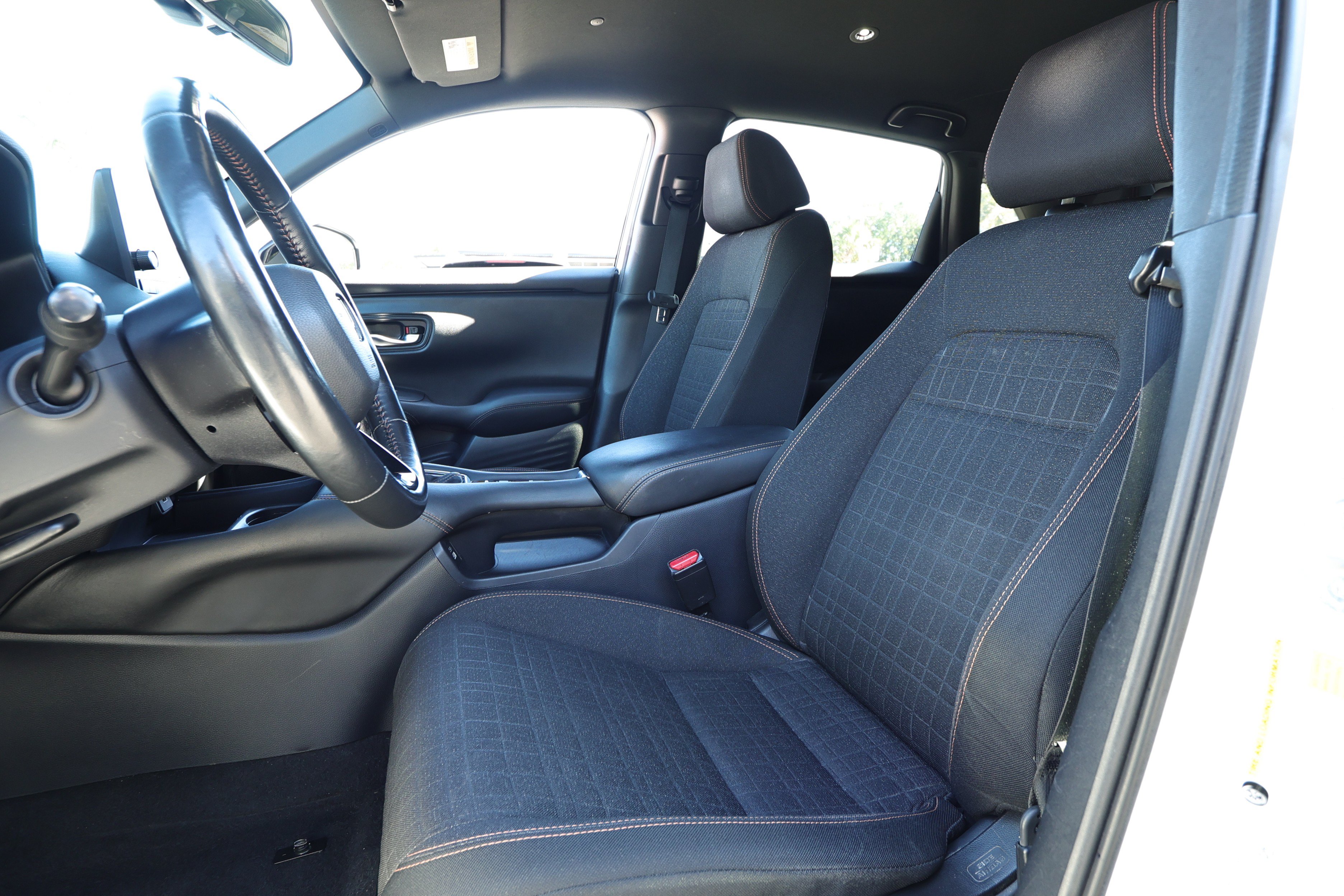 Used 2023 Honda HR-V Sport image 22