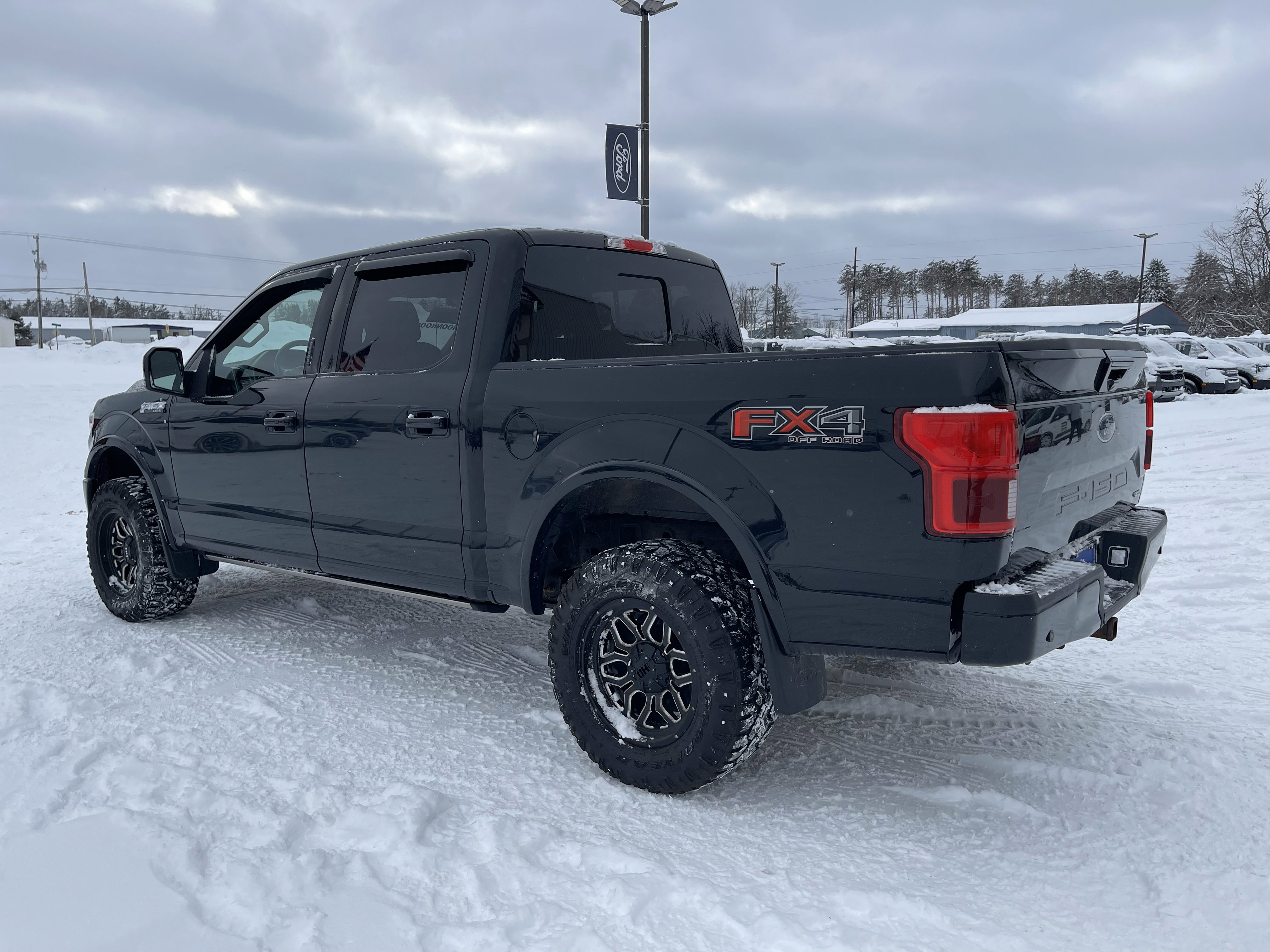 Certified 2019 Ford F150 Lariat w/ Equipment Group 502A Luxury image 4