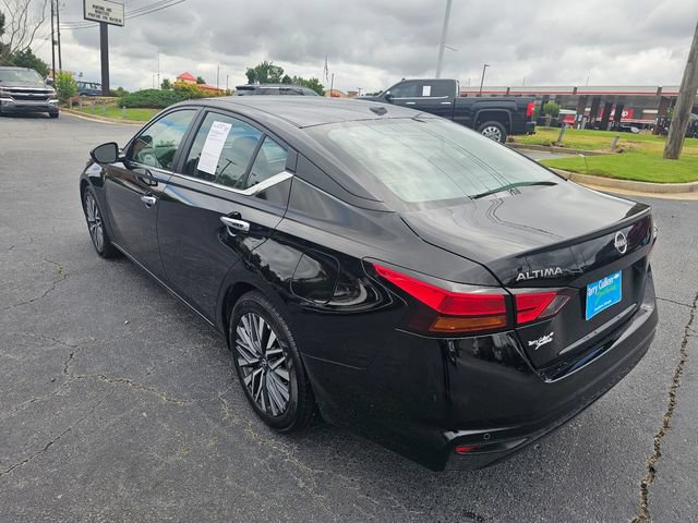 Used 2025 Nissan Altima 2.5 SV FWD image 6