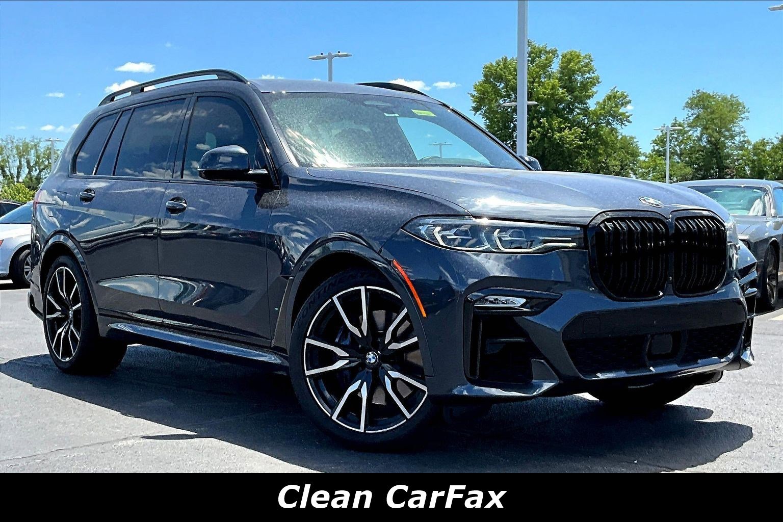 Used 2020 BMW X7 xDrive40i w/ M Sport Package AWD/4WD image 3