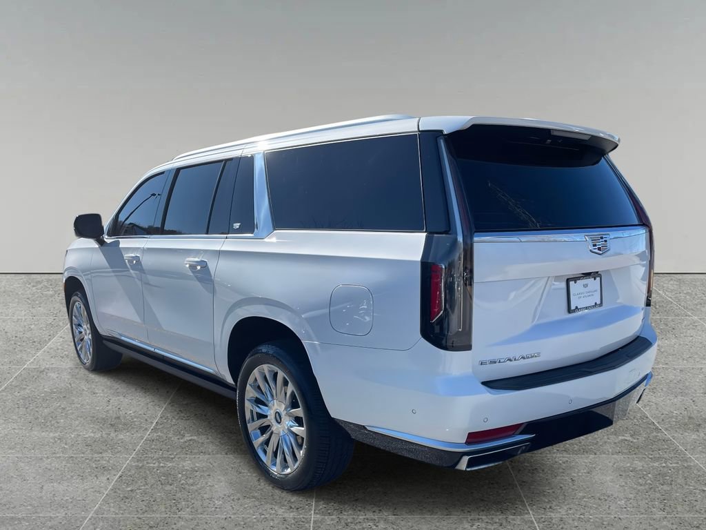 Used 2023 Cadillac Escalade ESV Premium Luxury w/ Performance Package image 3