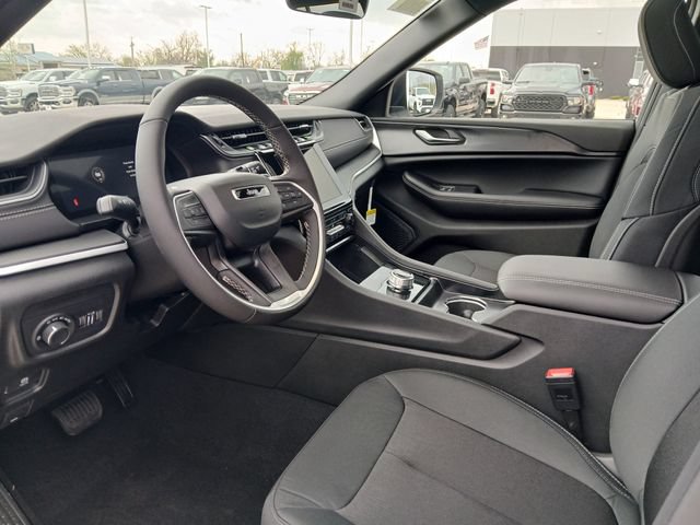 New 2026 Jeep Grand Cherokee Laredo X AWD/4WD image 11