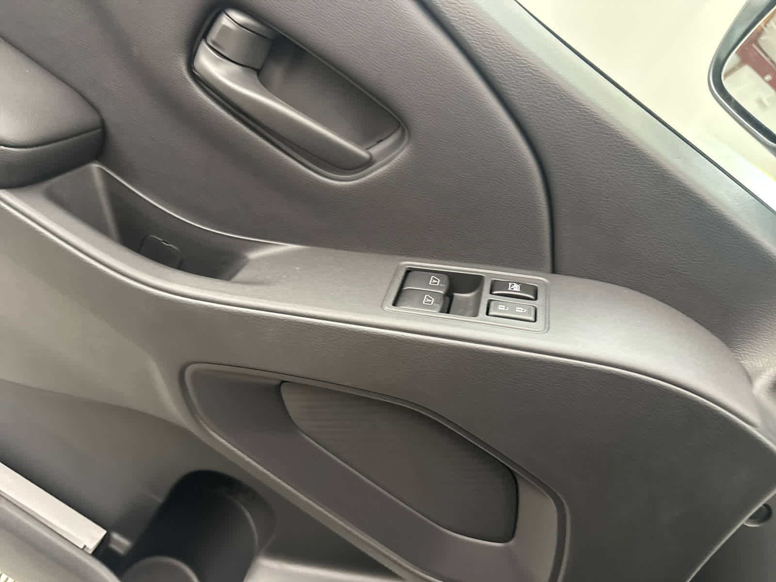 New 2026 Nissan Frontier S image 15