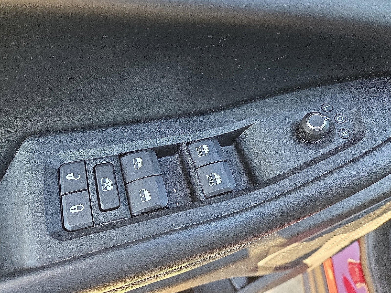 Used 2022 Jeep Grand Cherokee L Laredo w/ Luxury Tech Group I image 16