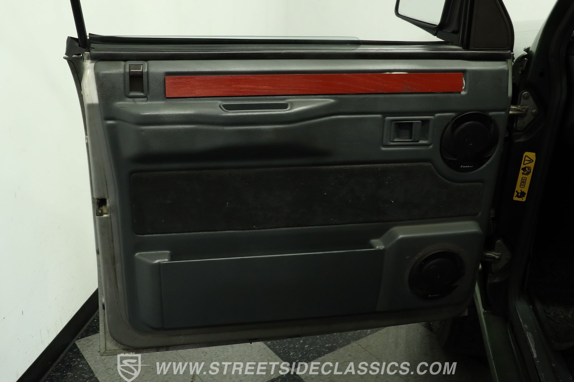 Used 1988 Land Rover Range Rover AWD/4WD image 35